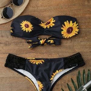 NEW! Sunflower Print Push-UP Bandeau Set!